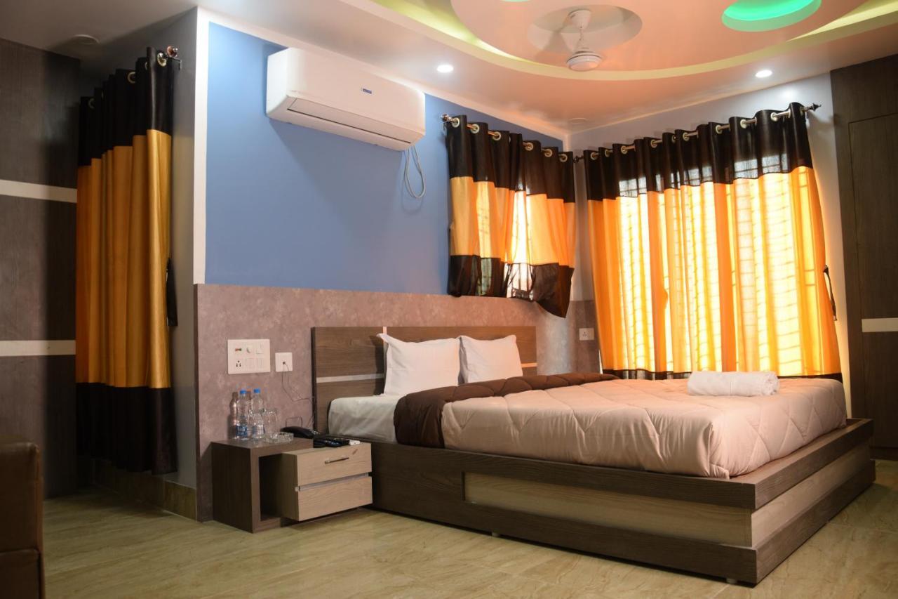 Hotel Nandini Baharampur Exterior photo