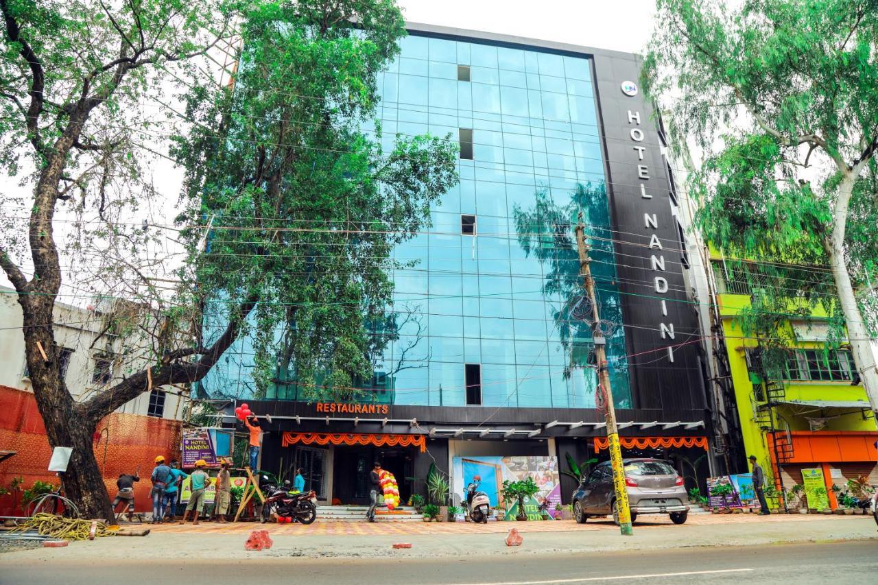 Hotel Nandini Baharampur Exterior photo