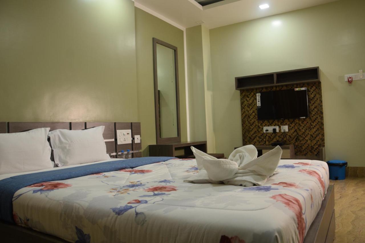Hotel Nandini Baharampur Exterior photo
